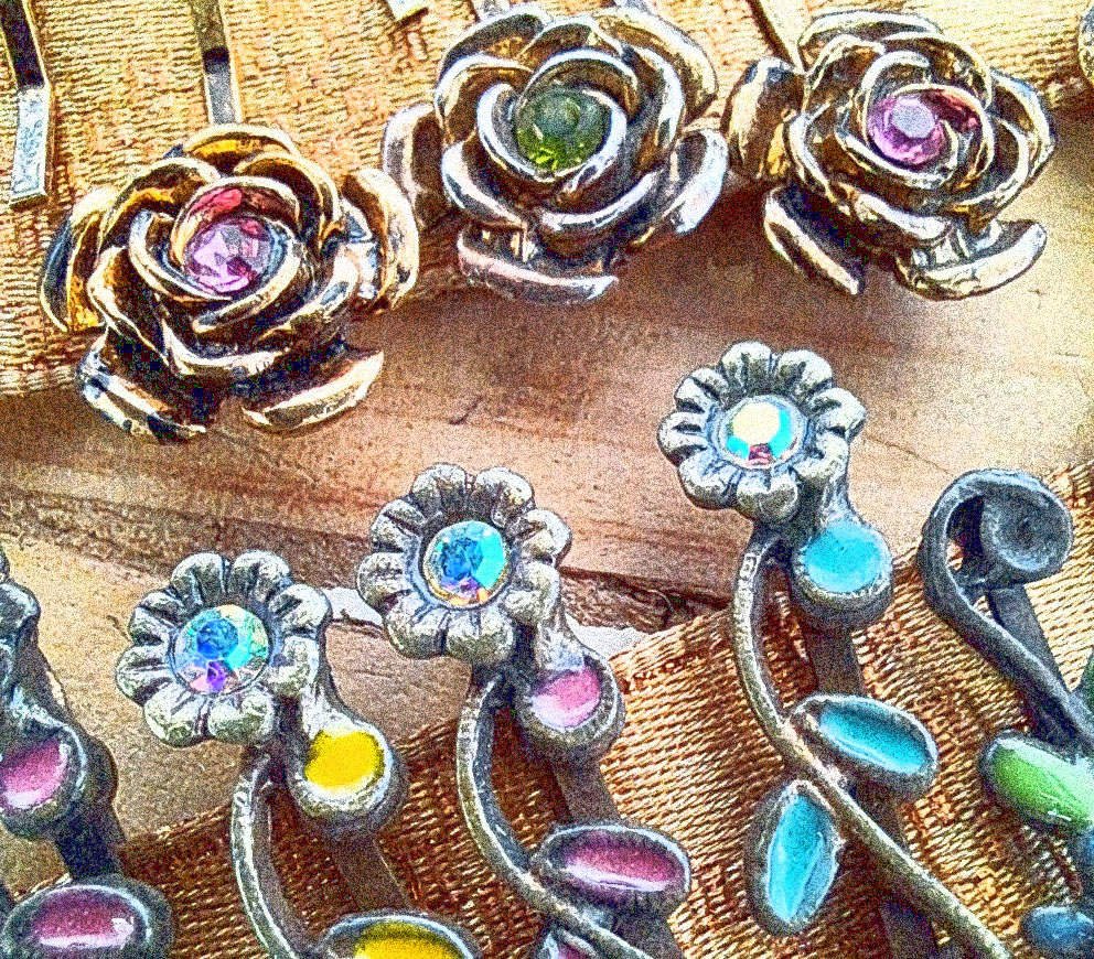 Appleseed Beads Hair Pins